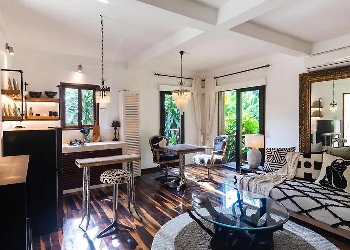 Leon Bali - Adult Only Bed and breakfast
